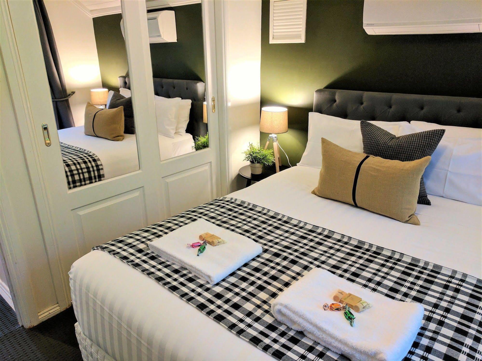 Annie Roes Luxury B&B Bend of Islands Kültér fotó
